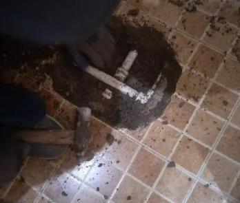 广灵卫生间漏水维修公司为您分享下卫生间渗水如何处理及注意事项