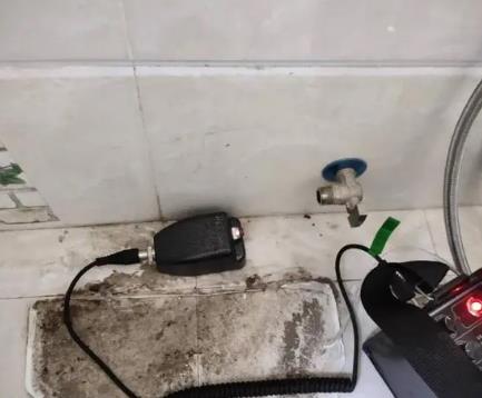 广灵屋顶漏水维修公司分享下卫生间漏水的危害及解决方法